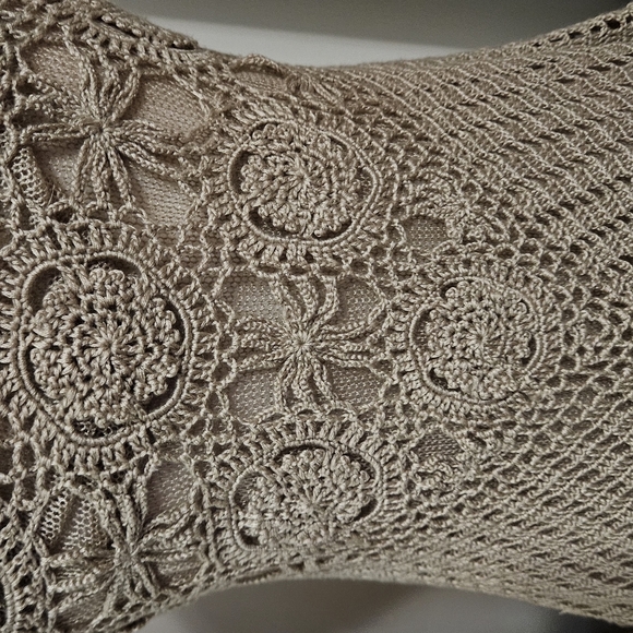 MAK BY MAK B Asymmetrical Crochet Top In Tan/beige. Size Small - Picture 10 of 13